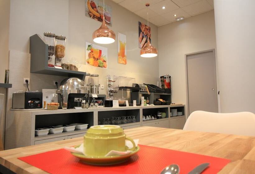 هتل Best Western Lyon Saint Antoine