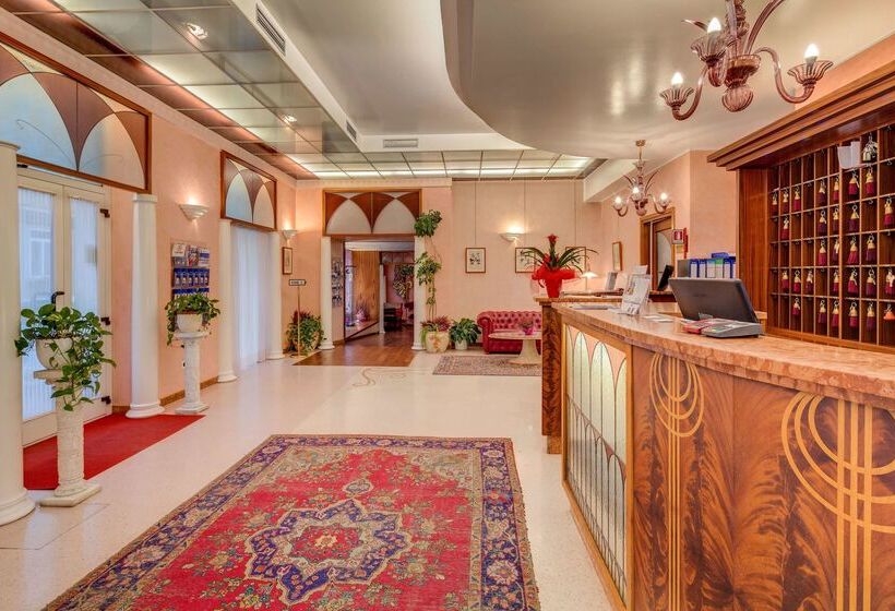 ホテル San Giusto