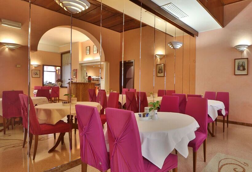 ホテル San Giusto