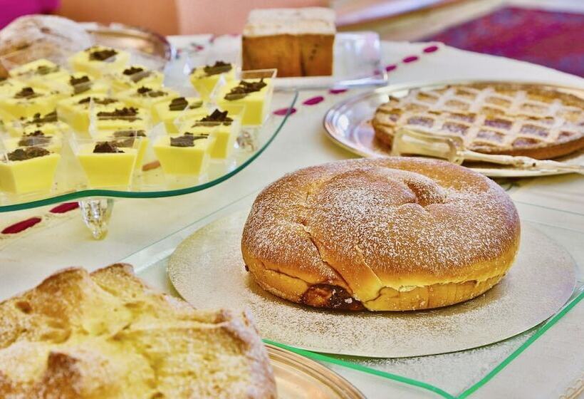 ホテル San Giusto