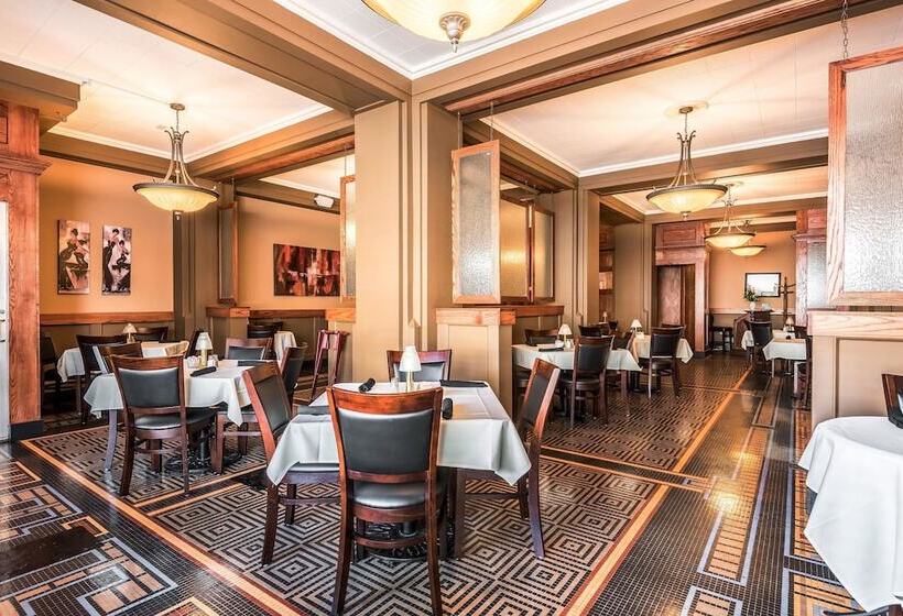 Bothwell Sedalia Central District, Ascend Hotel Collection