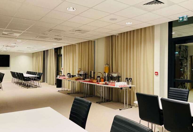 Brit Hotel Ker Lann Aeroport   Parc Expo