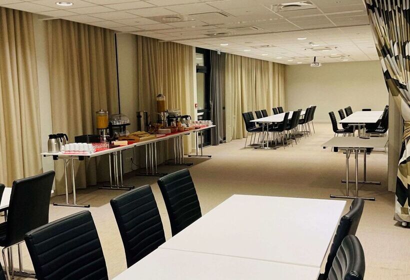 Brit Hotel Ker Lann Aeroport   Parc Expo