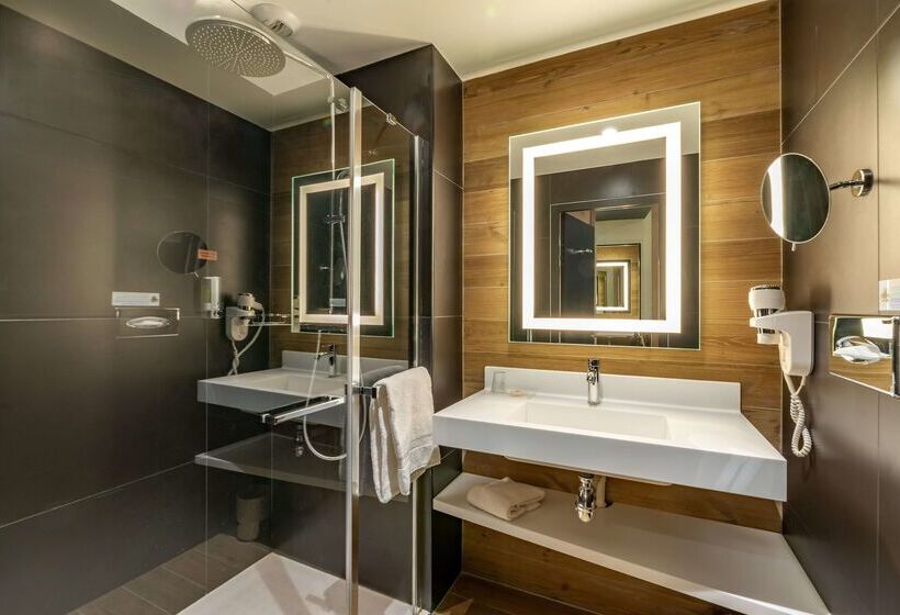 Brit Hotel Ker Lann Aeroport   Parc Expo