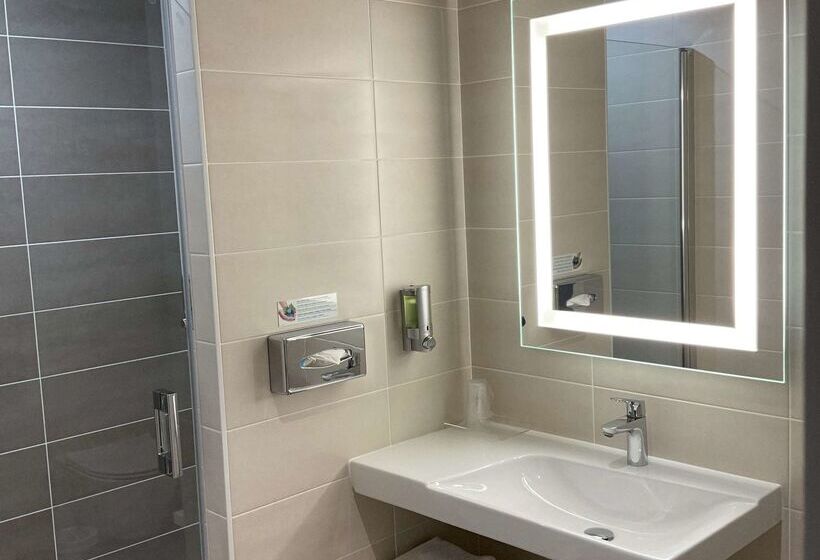 Brit Hotel Ker Lann Aeroport   Parc Expo