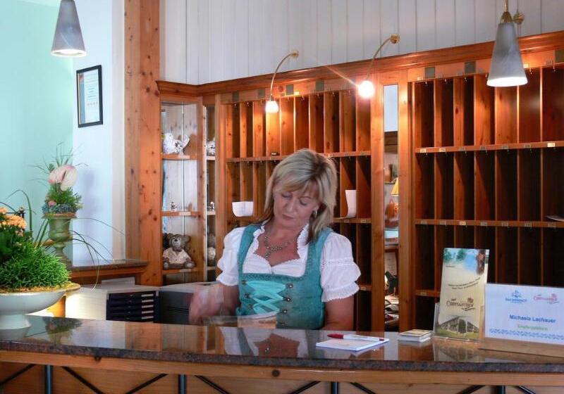 ホテル Chrysantihof