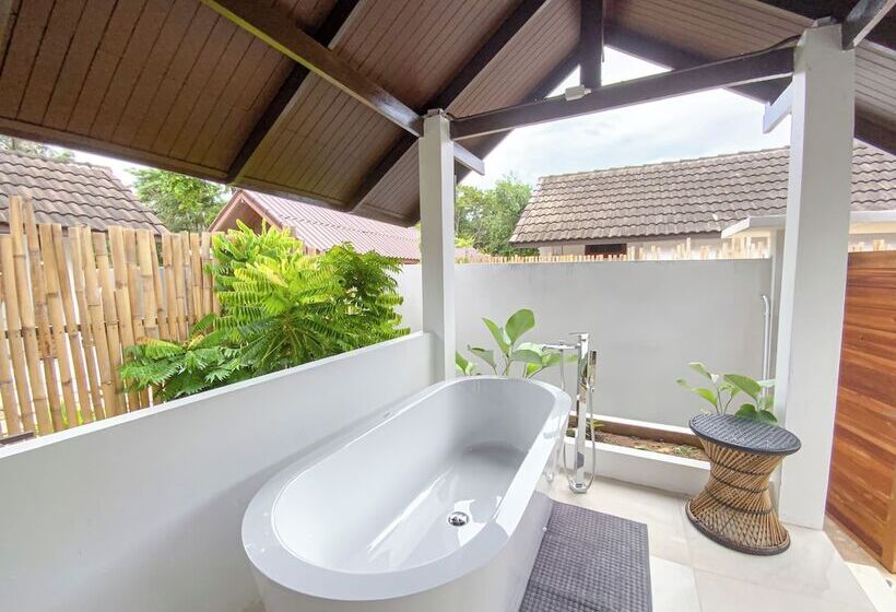 فندق Chumphon Cabana Resort