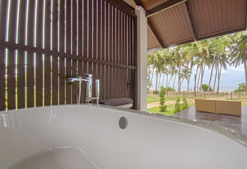 فندق Chumphon Cabana Resort