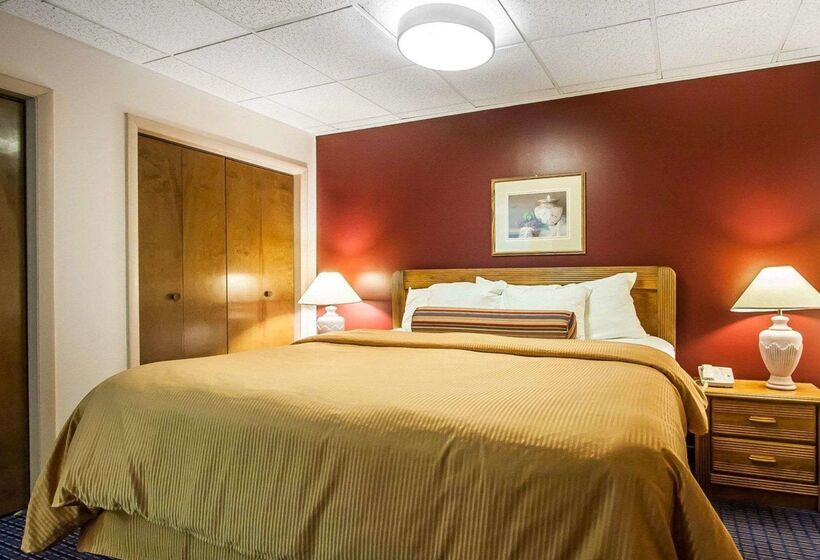 فندق Clarion Inn Branson