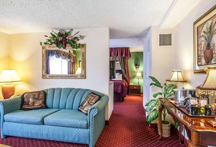 فندق Clarion Inn Branson