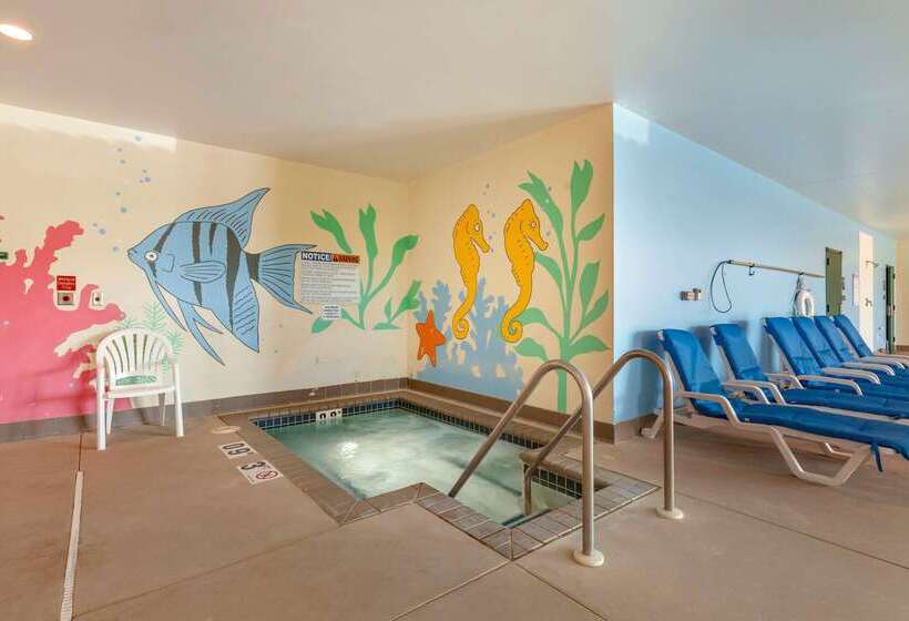 בית מלון כפרי Clarion Suites At The Alliant Energy Center