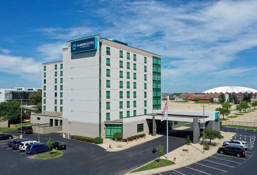 هتل Clarion Suites At The Alliant Energy Center