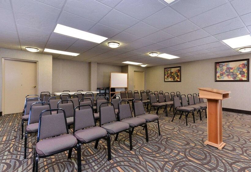 ホテル Comfort Inn & Suites At Stone Mountain
