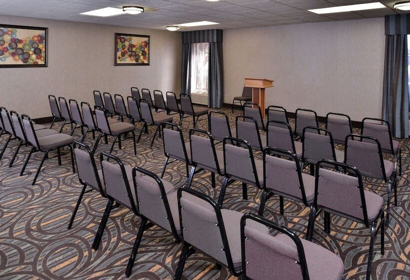 فندق Comfort Inn & Suites At Stone Mountain