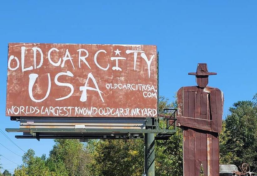 فندق Comfort Inn & Suites Cartersville   Emerson Lake Point