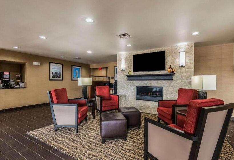 ホテル Comfort Inn & Suites Dayton North