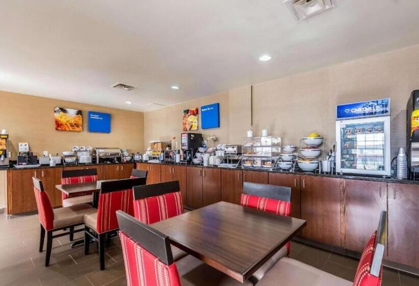 ホテル Comfort Inn & Suites Dayton North