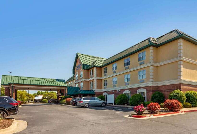 فندق Comfort Inn & Suites Fayettevilleuniversity Area