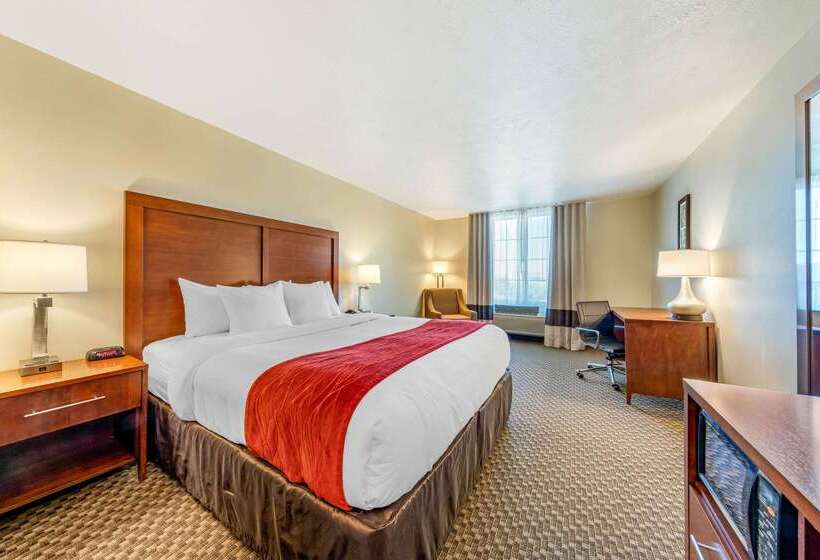 هتل Comfort Inn & Suites Lancaster Antelope Valley