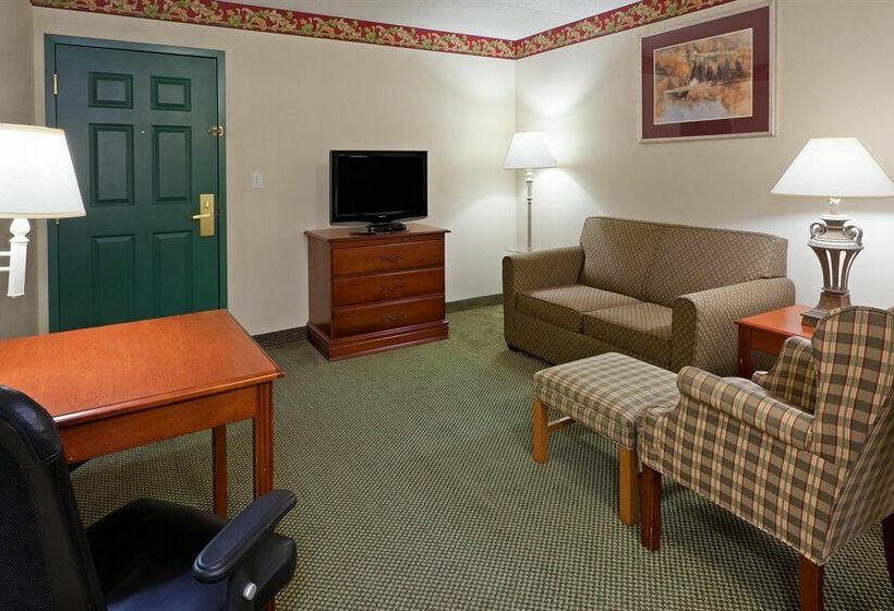 فندق Christiana Inn and Suites