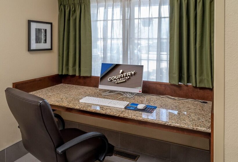 فندق Country Inn & Suites By Radisson, Charleston South, Wv