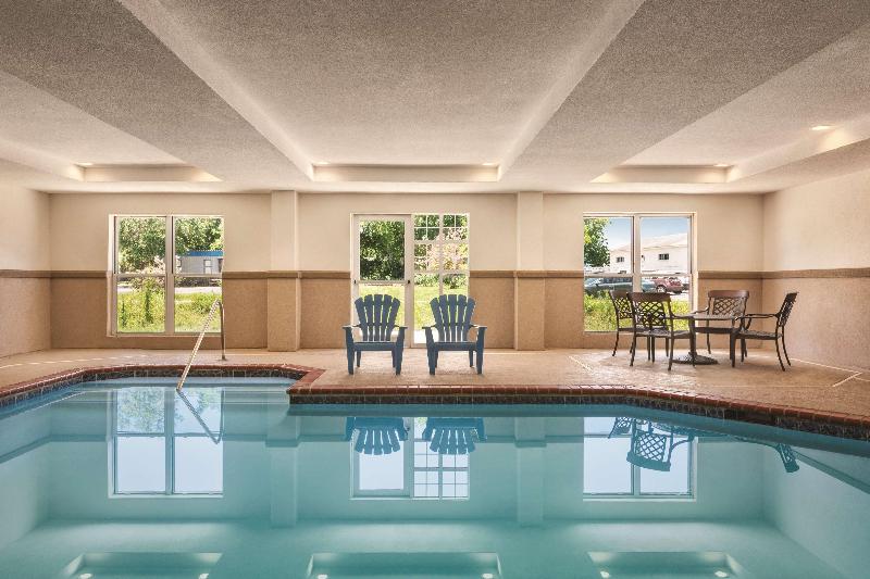 فندق Country Inn & Suites By Radisson, Beaufort West, Sc