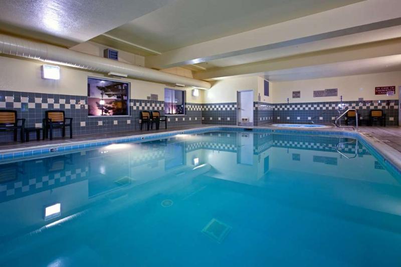 בית מלון כפרי Country Inn & Suites By Radisson, Cincinnati Airport, Ky