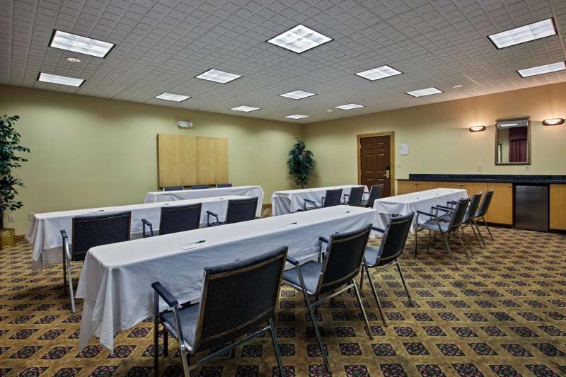 هتل Country Inn & Suites By Radisson, Cincinnati Airport, Ky