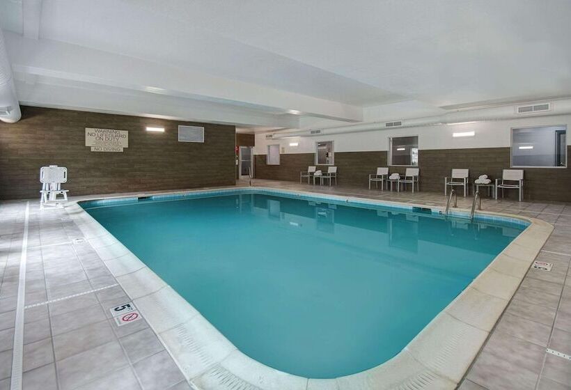 בית מלון כפרי Country Inn & Suites By Radisson, Cincinnati Airport, Ky