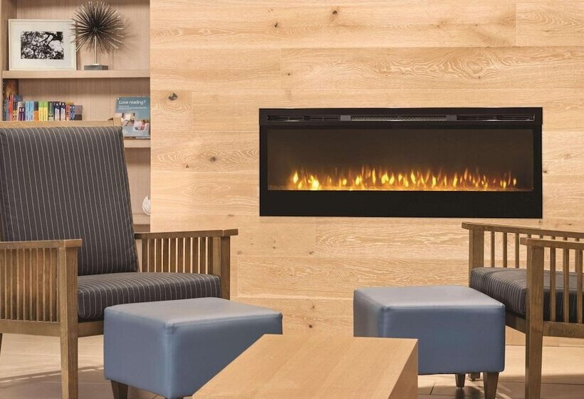 Отель Country Inn & Suites By Radisson, Dubuque, Ia