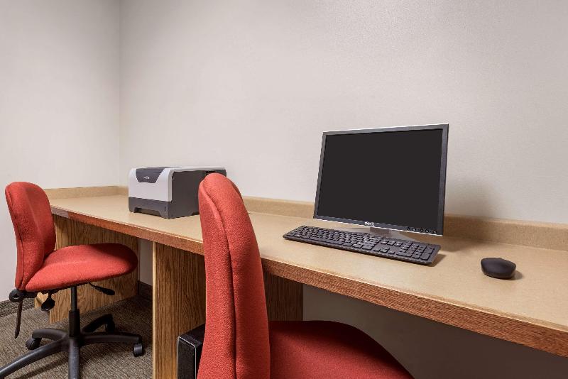 هتل Country Inn & Suites By Radisson, Duluth North, Mn