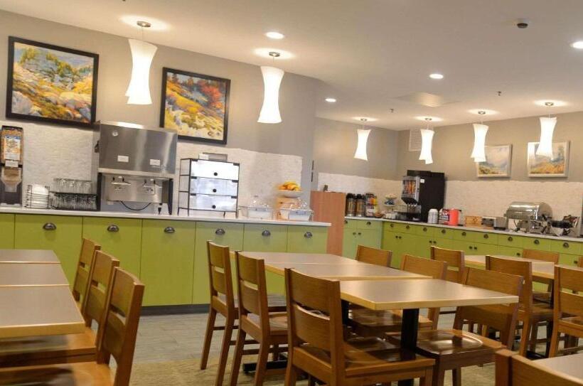 هتل Country Inn & Suites By Radisson, Duluth North, Mn