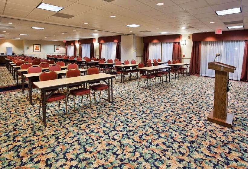 فندق Country Inn & Suites By Radisson, Helen, Ga