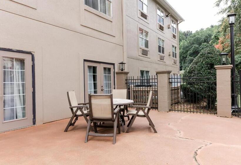 فندق Country Inn & Suites By Radisson, Helen, Ga