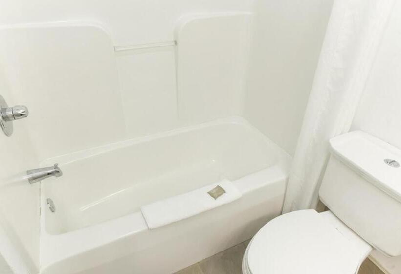 فندق Country Inn & Suites By Radisson, Helen, Ga