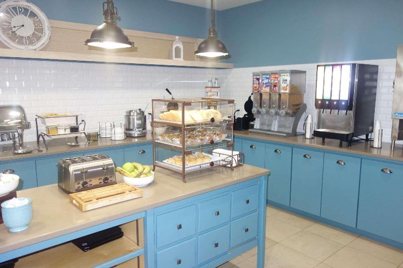 فندق Country Inn & Suites By Radisson, Helen, Ga