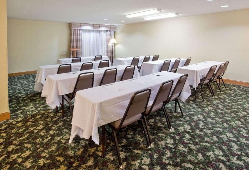 فندق Country Inn & Suites By Radisson, Hiram, Ga
