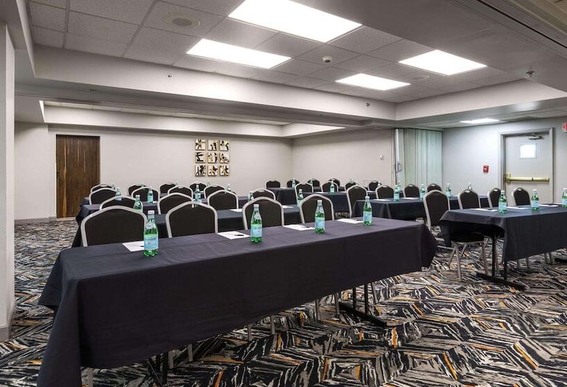 Отель Country Inn & Suites By Radisson, Lake Norman Huntersville, Nc