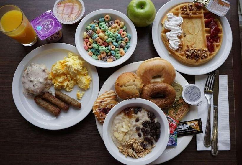 Отель Country Inn & Suites By Radisson, Lake Norman Huntersville, Nc