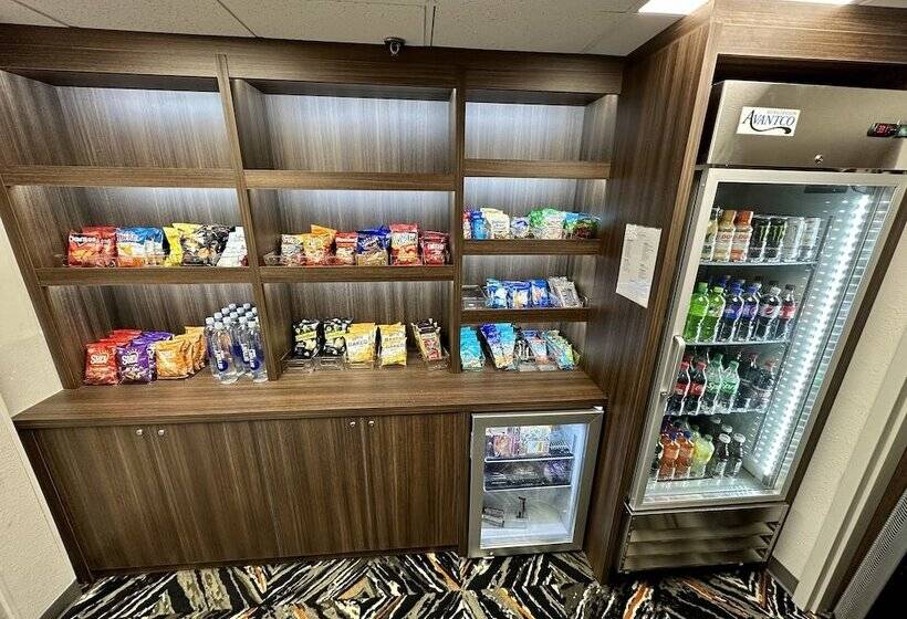 Отель Country Inn & Suites By Radisson, Lake Norman Huntersville, Nc