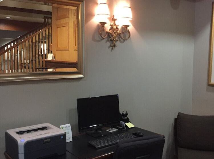 فندق Country Inn & Suites By Radisson, Lansing, Mi