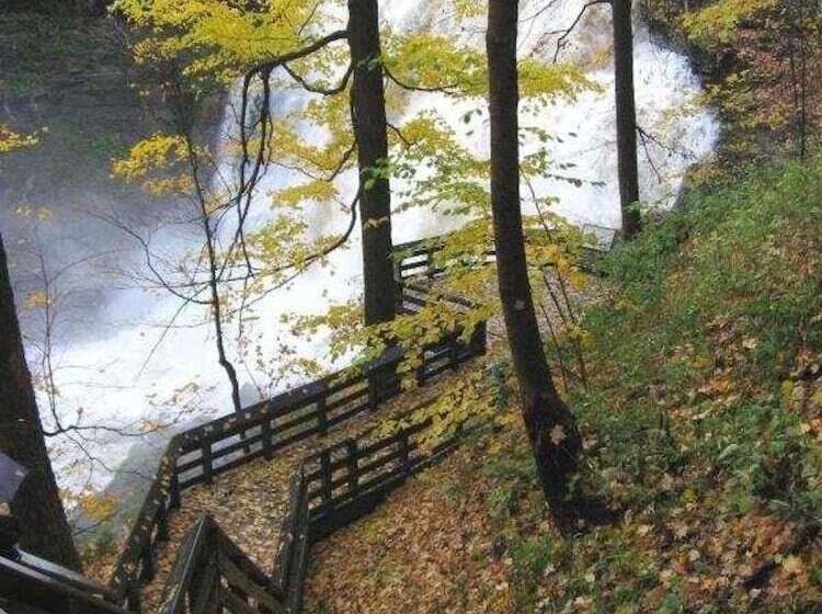 فندق Country Inn & Suites By Radisson, Macedonia, Oh