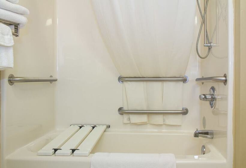 فندق Country Inn & Suites By Radisson, Marion, Oh