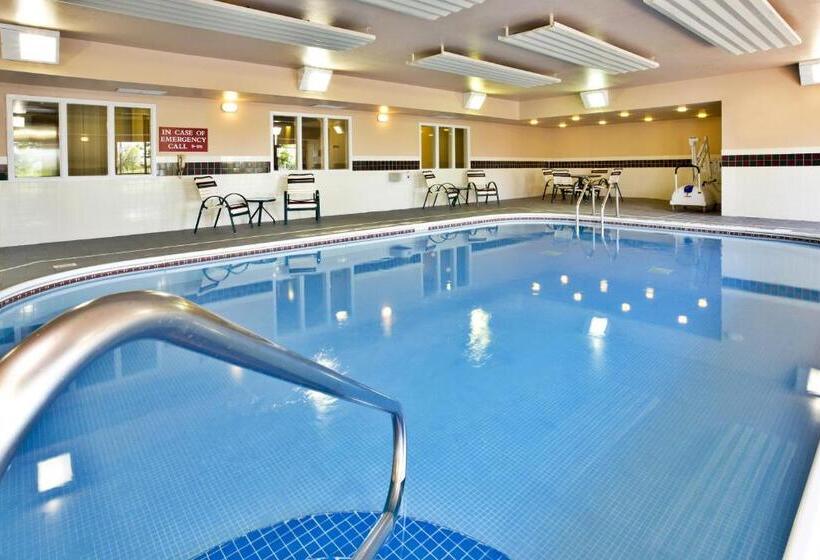 فندق Country Inn & Suites By Radisson, Marion, Oh