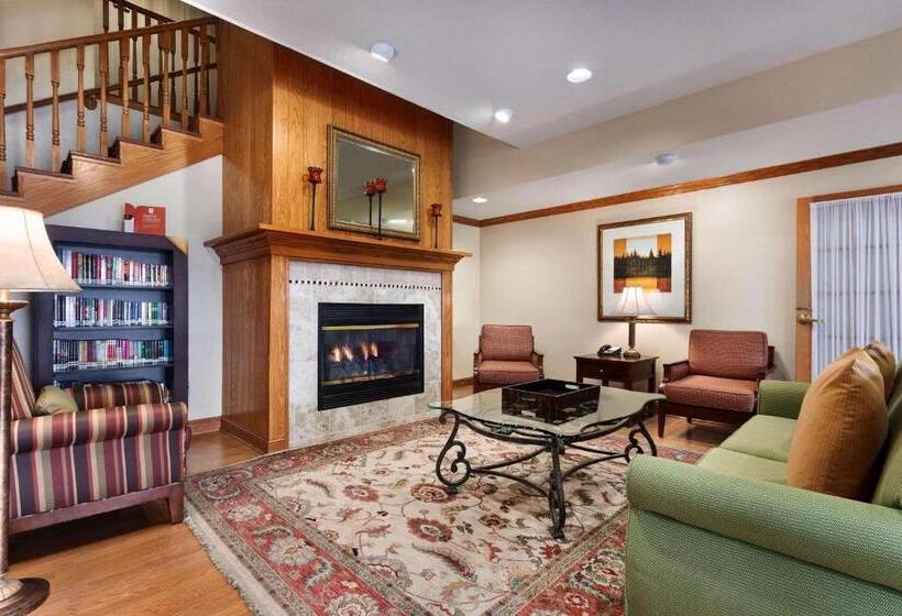 فندق Country Inn & Suites By Radisson, Marion, Oh