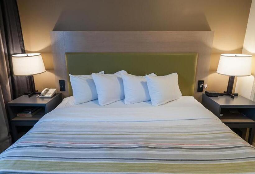 هتل Country Inn & Suites By Radisson, Milwaukee Airport, Wi