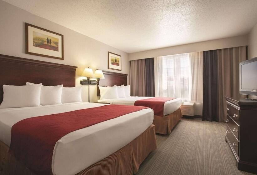 هتل Country Inn & Suites By Radisson, Moline Airport, Il