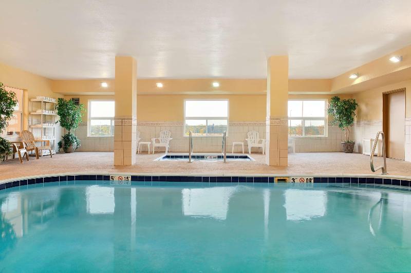 호텔 Country Inn & Suites By Radisson, Moline Airport, Il