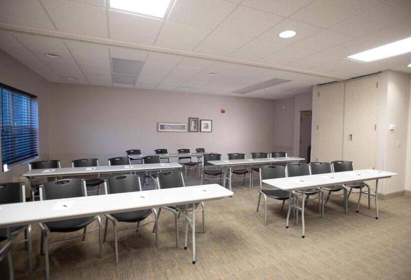 هتل Country Inn & Suites By Radisson, Myrtle Beach, Sc