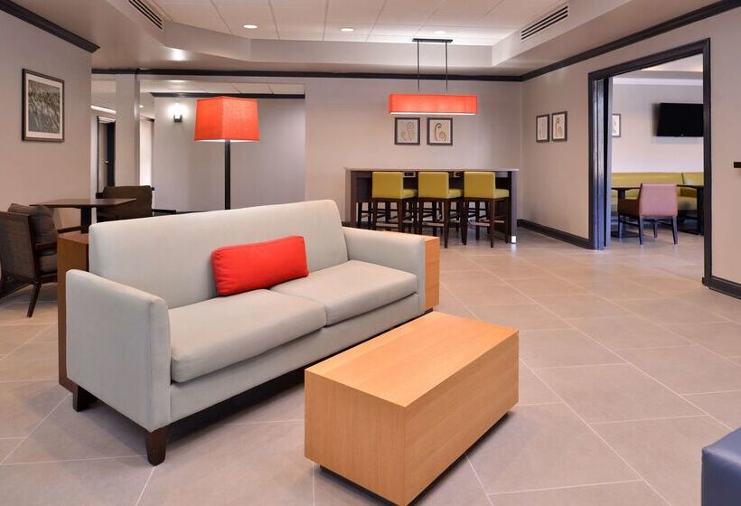 هتل Country Inn & Suites By Radisson Raleighdurham Airport Nc